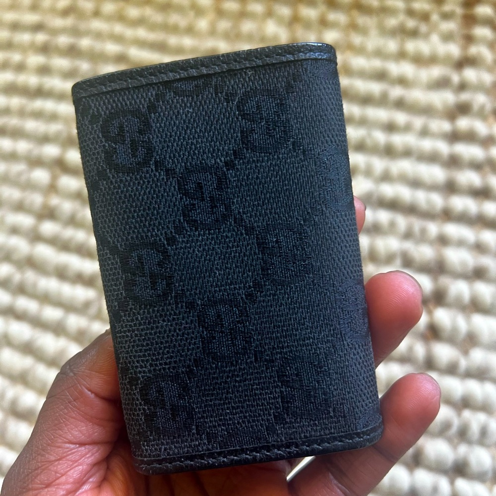 Vintage Gucci keychain wallet